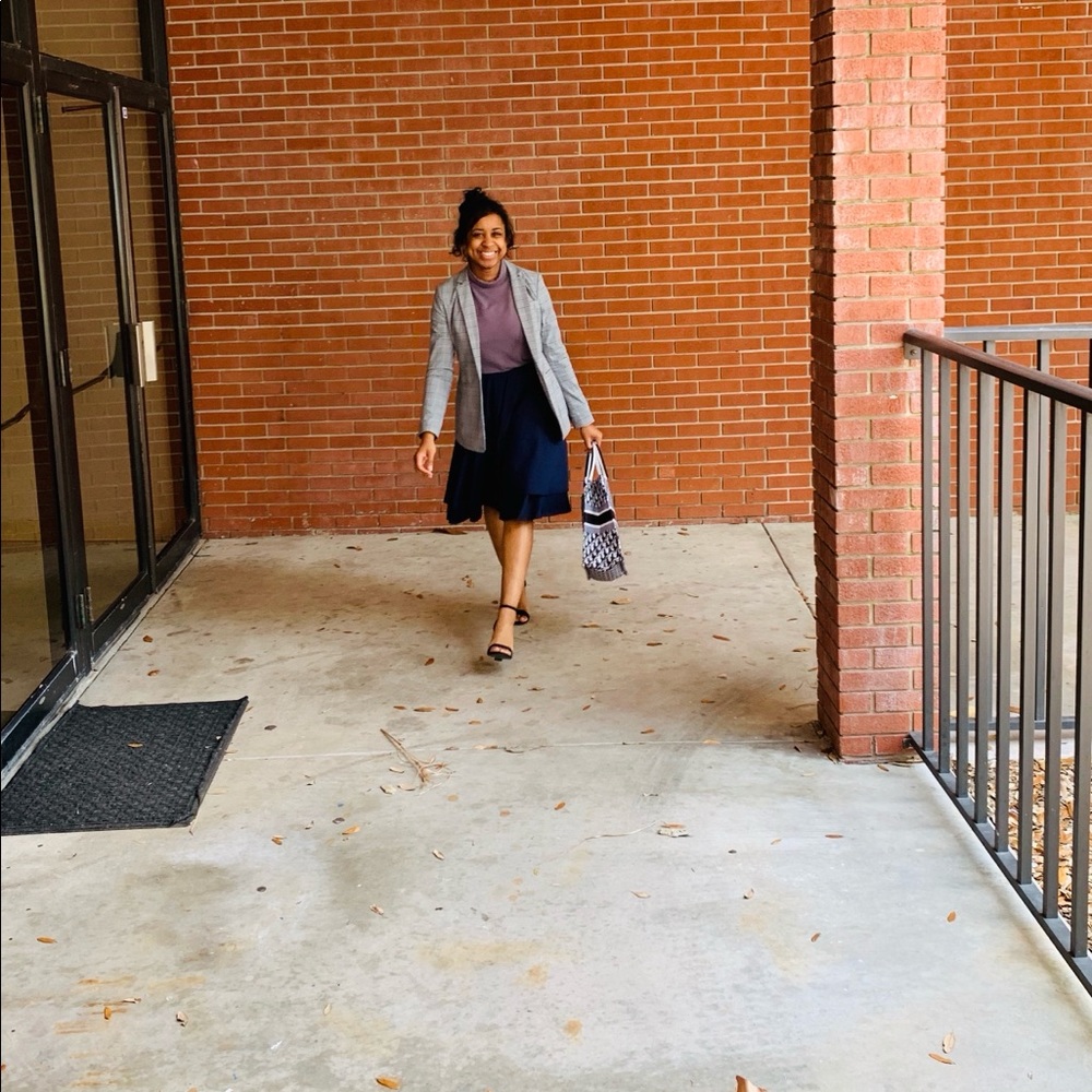 Meet your Posher, Moe